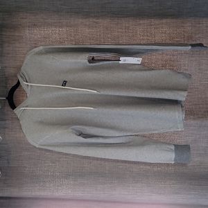Billabong pullover